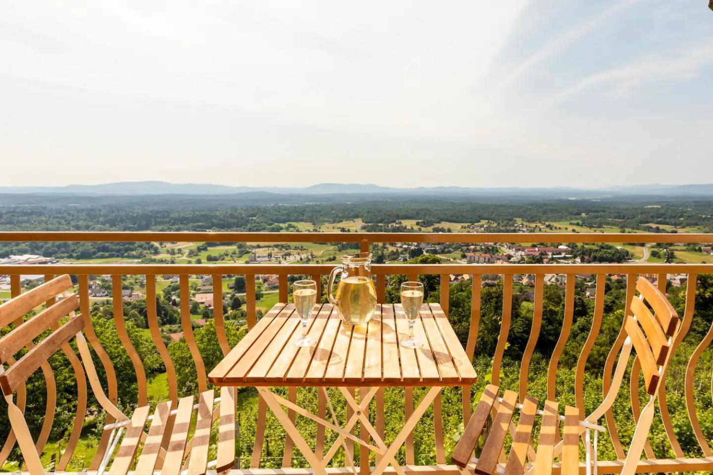 Zidanica-Vineyard Cottage Jakse Semic Екстер'єр фото